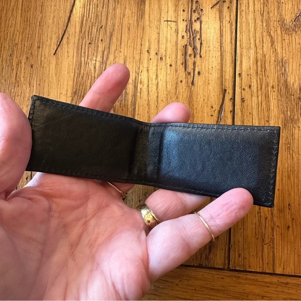 🌸3 for $20🌸 Black Leather Magnetic Money Clip NWOT